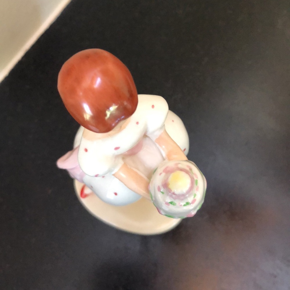 Lefton's Sweet Sixteenth Ceramic Porcelain Figurine w/Cake- Vintage Cake Topper - Picture 11 of 13